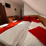 Casa de hóspedes Euro 3*
