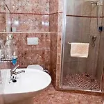 بيت ضيافة Euro 3*