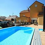 بيت ضيافة Euro ميكولوف