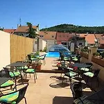 بيت ضيافة Euro 3*